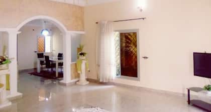 Luxury furnished apartment in the Elig-Esso yde district.