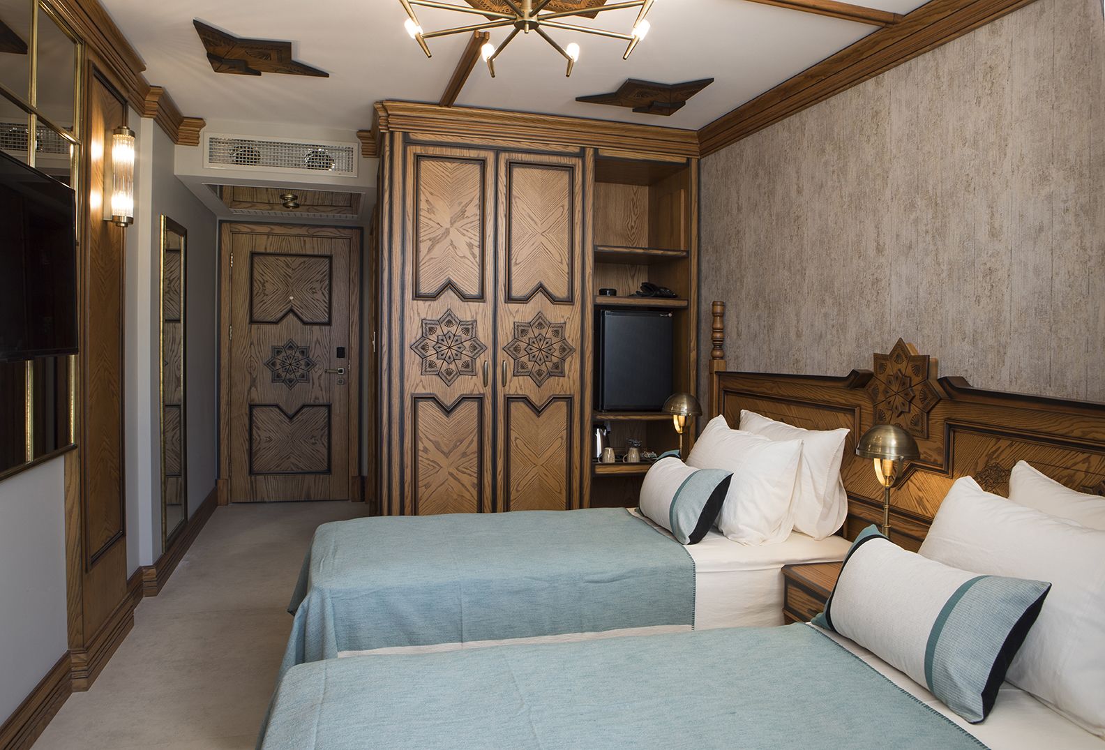 standard triple room | minibar, in-room safe, soundproofing, free wifi