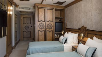 Minibar, coffres-forts dans les chambres, chambres insonorisées