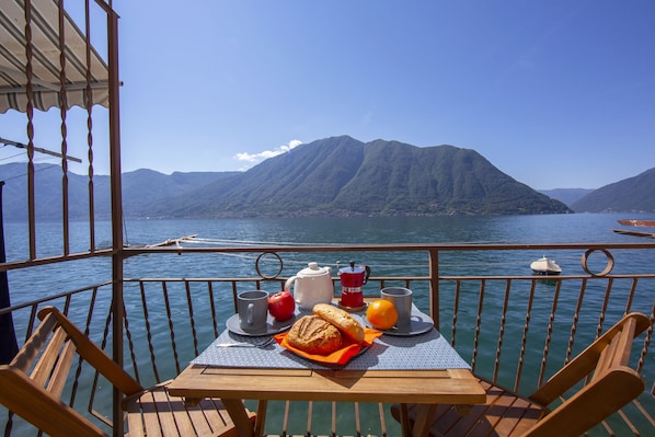 Romantic view of the lake from the property terrace