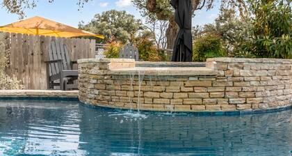 Ehdottomasti viehättävä eteläinen rauha, pääsy uima-altaalle ja porealtaalle, kävelymatkan päässä Main St.