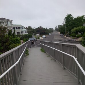 Property grounds - REDUCED. Ocean Block - Off Street Parking -. Lg. Deck - Great for Families (Barnegat Light)