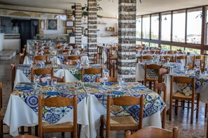 Lunch and dinner served - Hotel Ristorante Madonna Della Scala (Castellabate)