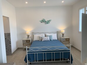 Zimmersafe, Bügeleisen/Bügelbrett, Bettwäsche