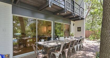 Reunion House: 6BR/4.5BA midcentury modern gem, 12 minutes from Kyle Field