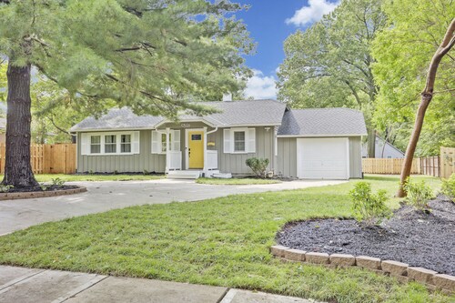 ☀️Walking Trail☀️XL Fenced Backyard ☀️Cul-de-sac☀️800ft² ☀️💤 Street☀️