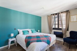 3 chambres, fer et planche à repasser, Wi-Fi gratuit, draps fournis