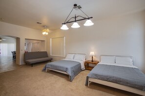 3 bedrooms, iron/ironing board, WiFi