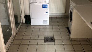 Uklassifisert bilde, 4 av 16, knapp
