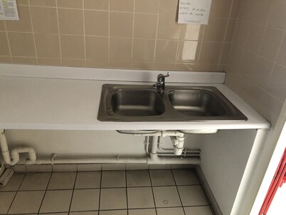 Apparently located Bordeaux