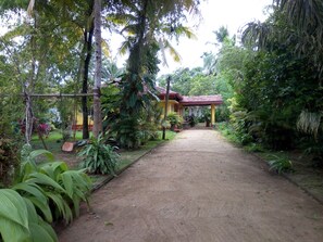 Terrace/patio - Shenya Villa and Homestays (Bentota)
