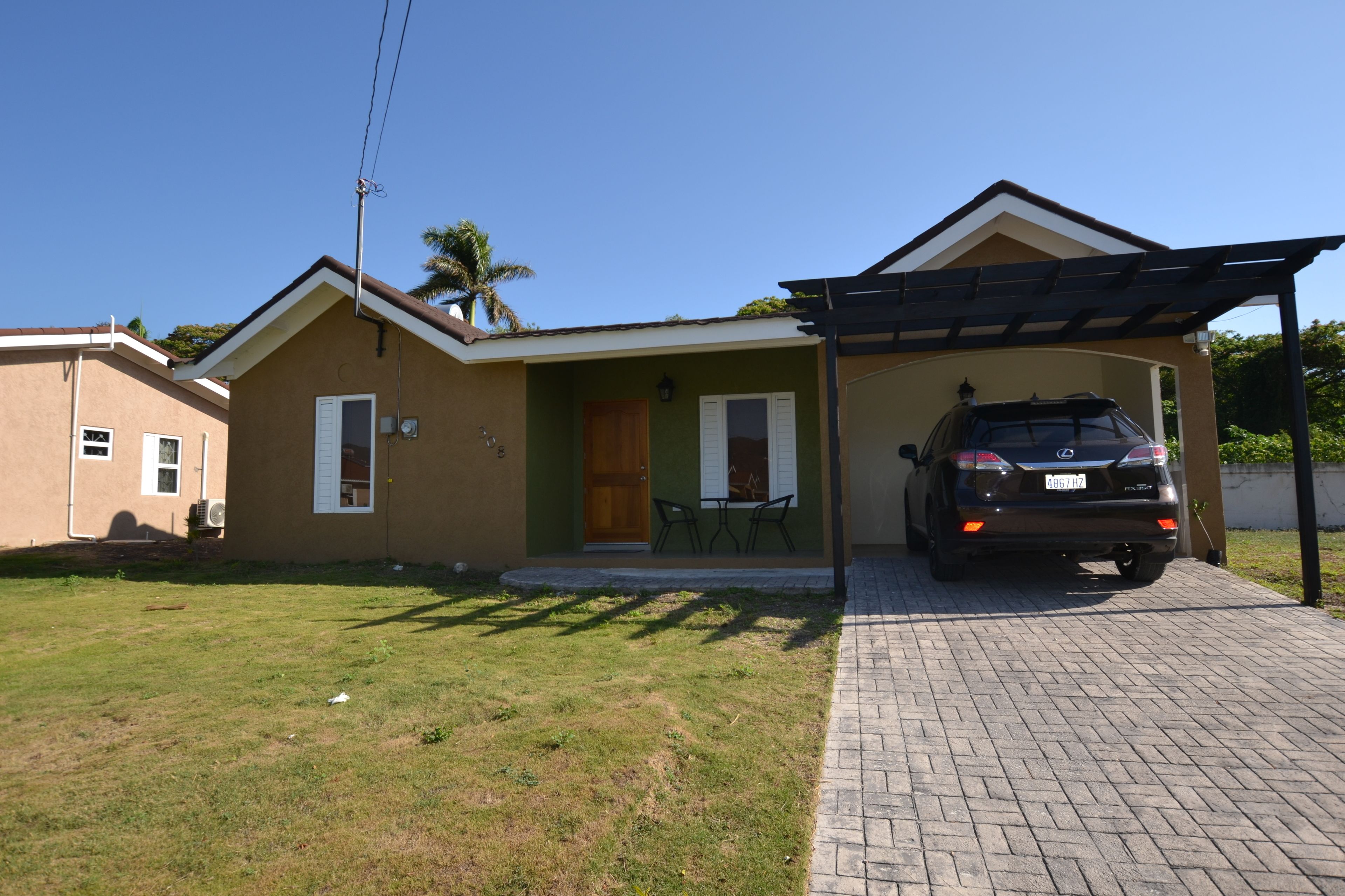 Fachada da propriedade