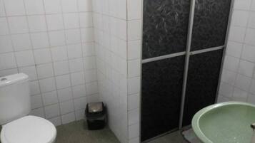 Douche, papier toilette