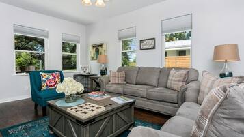 TV, fireplace, DVD player