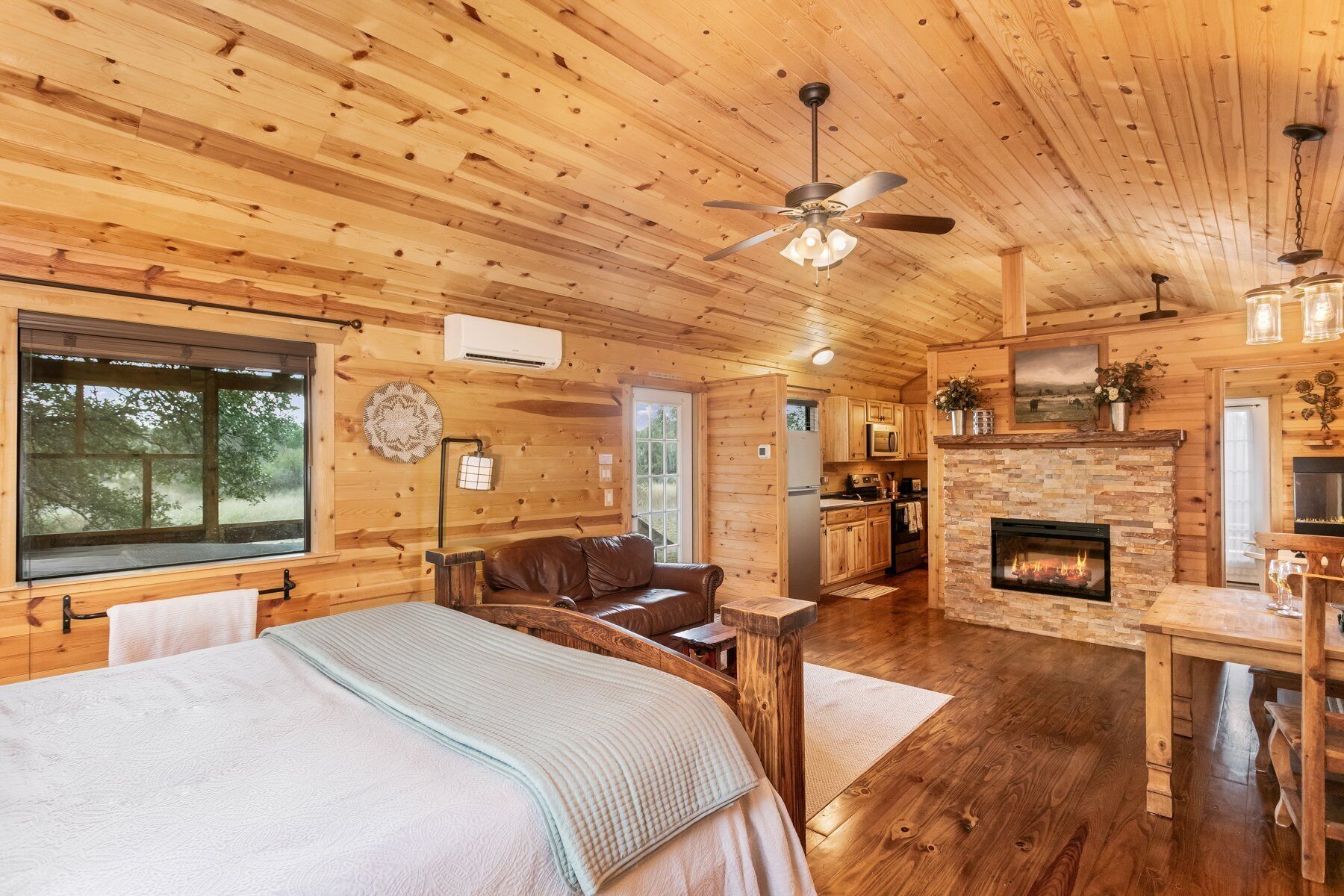 Bügeleisen/Bügelbrett, Bettwäsche