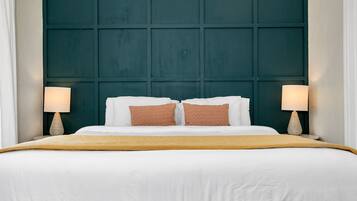 Iron/ironing board, free WiFi, bed sheets