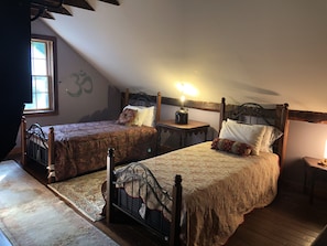 6 bedrooms, iron/ironing board, free WiFi, bed sheets