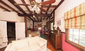 Smart TV, fireplace, DVD player, table football