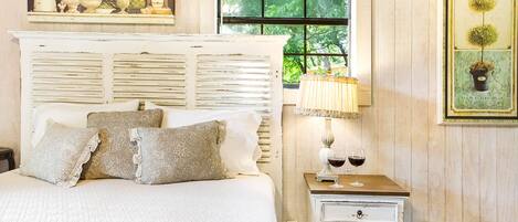 Fer et planche à repasser, Wi-Fi gratuit, draps fournis