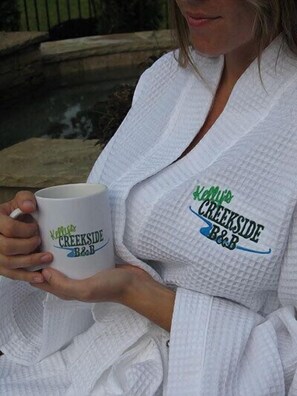 صورة غير مصنفة، 2 من 23، زرّ