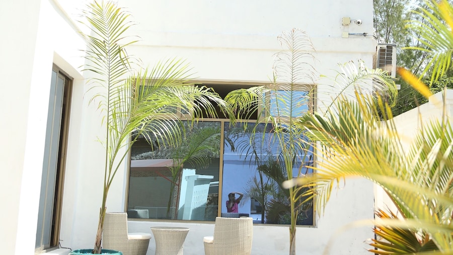 Seaclusion Diani
