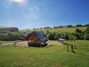 Property grounds - Bergerie des 3 Sources in an exceptional environment the Sarrat de bon  (Campan)
