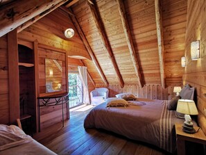 4 bedrooms, desk, iron/ironing board, free WiFi - Bergerie des 3 Sources in an exceptional environment the Sarrat de bon  (Campan)