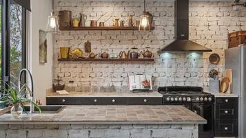 Refrigerador, microondas, horno, placa de cocina