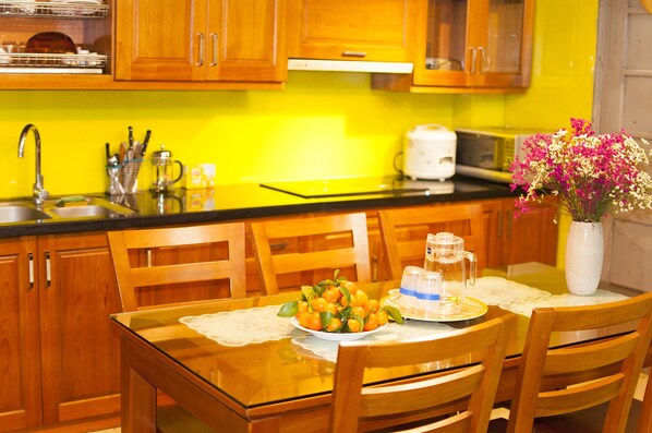 Fridge, microwave, oven, stovetop - 3BR Lakeside & Spacious Modern Fully-furnitured House, steps to Old Quarter (Ba Đình)