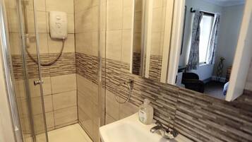 Shower, towels