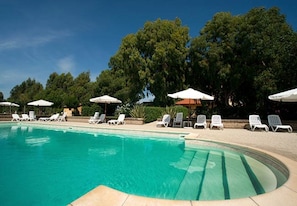 Piscine extérieure