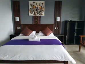 Minibar, desk, soundproofing, cribs/infant beds - Kuri Garden Cottage (Penida Island)