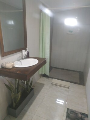 ห้องสแตนดาร์ดดับเบิล | อ่างล้างมือ