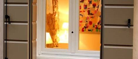 تفاصيل الفندق من الخارج