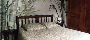 5 soverom, strykejern/-brett, reiseseng for barn og wi-fi (inkludert)