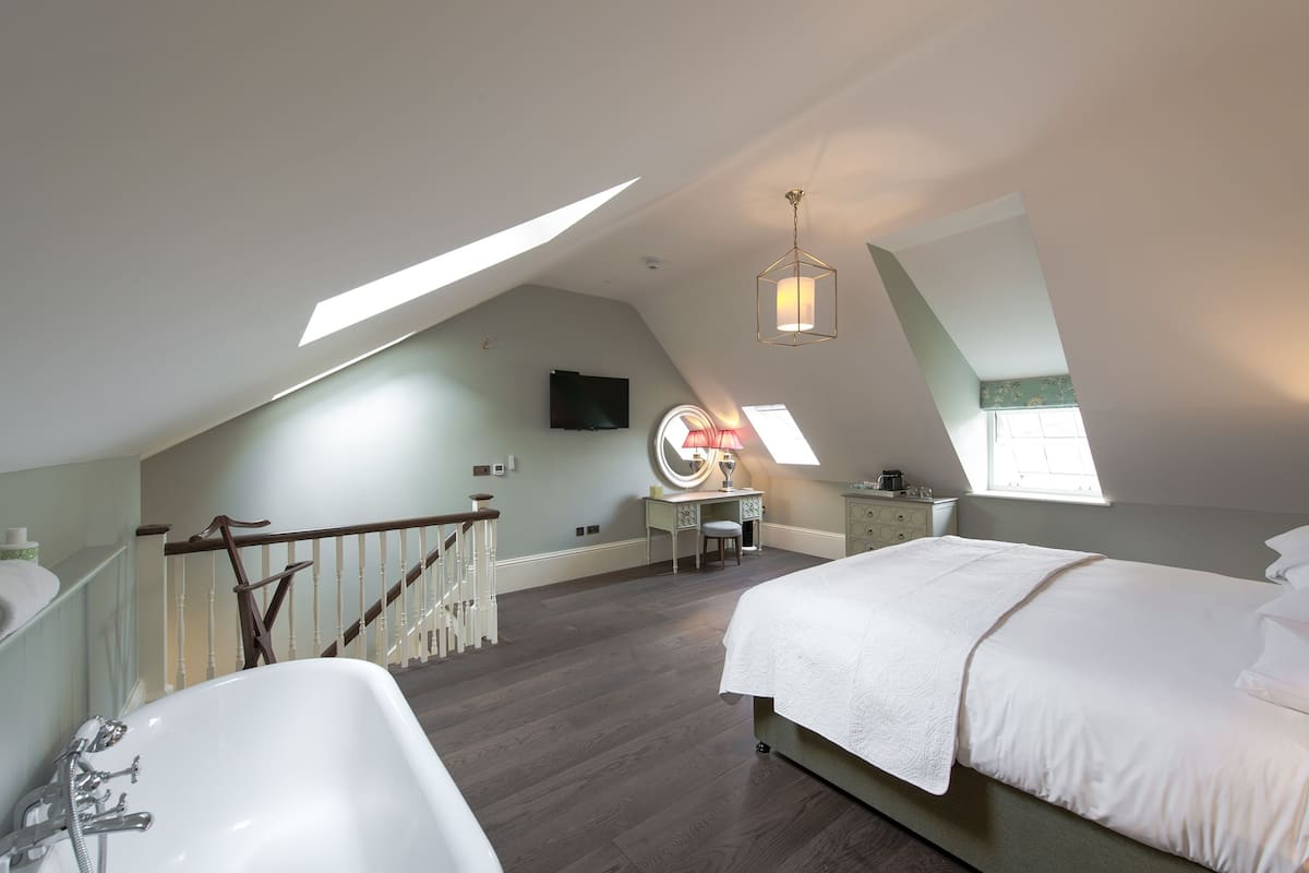 Double Room (Bedroom 12 Sussex Suite) | Premium bedding, individually decorated, individually furnished