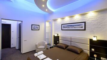 Comfort Double Room | In-room safe, soundproofing, rollaway beds, free WiFi