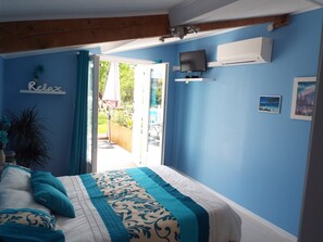 Premium bedding, individually furnished, soundproofing