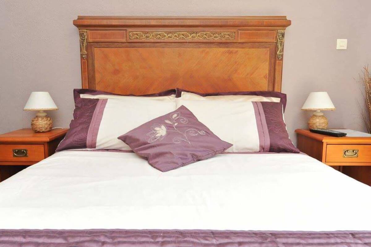 Premium bedding, individually furnished, soundproofing