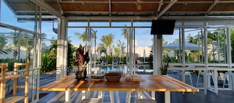 Meet Boutique Resort