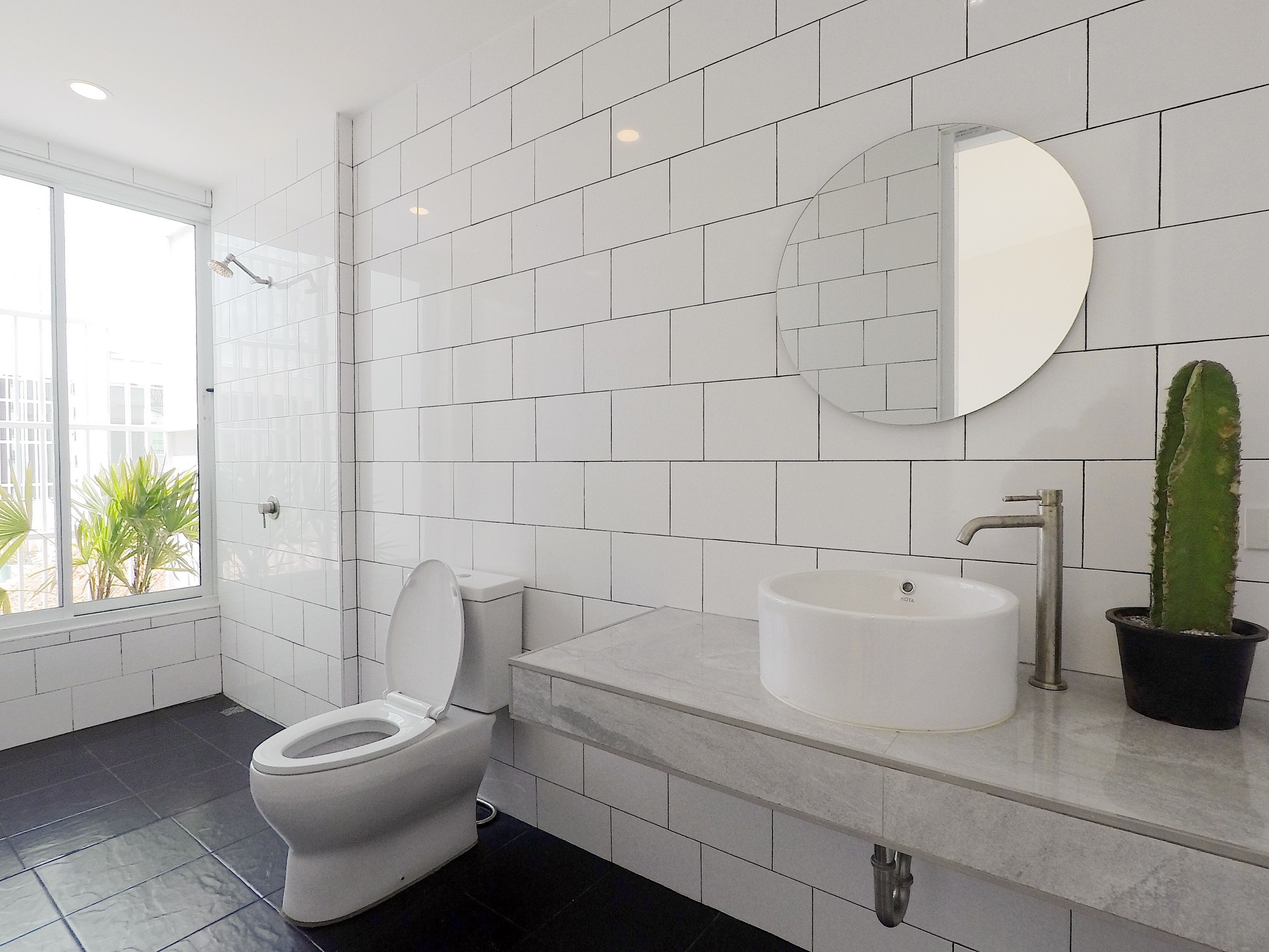 deluxe room, 1 king bed, garden view | bathroom | shower, rainfall showerhead, free toiletries, hair dryer