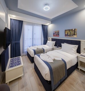 Standard Double or Twin Room | Minibar, in-room safe, desk, laptop workspace - Obahan Hotel (Istanbul)