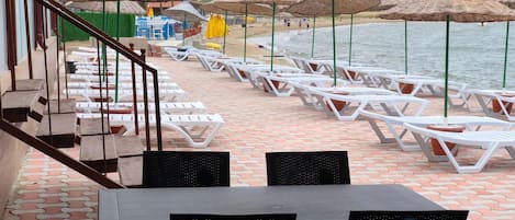 Beach nearby, free beach cabanas, beach shuttle, sun-loungers