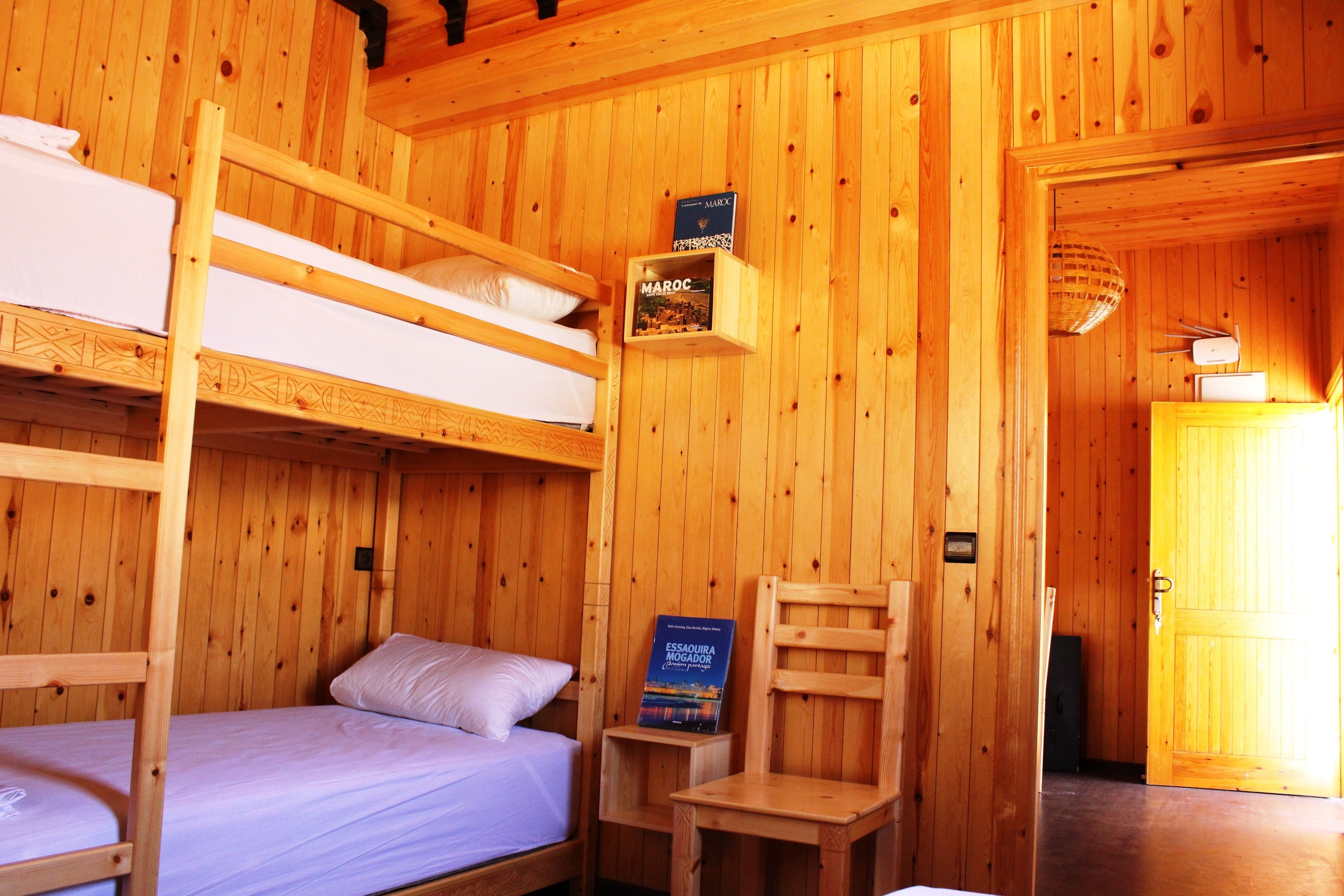 Individueel gedecoreerd, individueel gemeubileerd, een laptopwerkplek