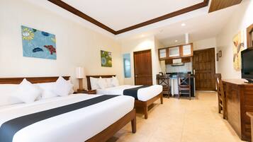 Deluxe Lakeshore Family Room | 1 bedroom, free WiFi, bed sheets