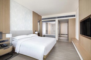 Dundyner, minibar, pengeskab på værelset, mørklægningsgardiner