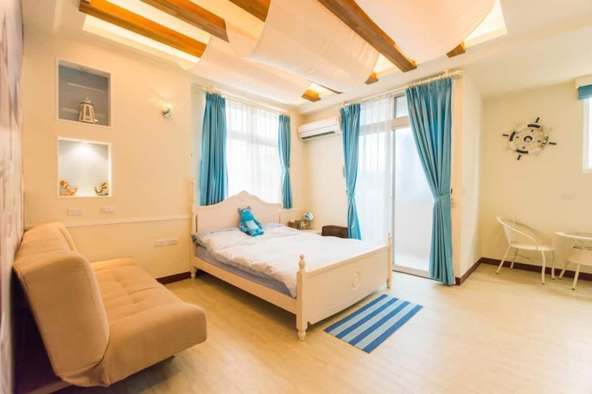 Habitación Deluxe doble | Decoración individual, mobiliario individual, escritorio y wifi gratis