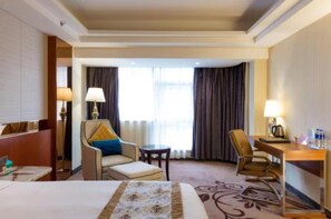 Deluxe Double Room, Non Smoking | Bathroom | Shower, free toiletries, hair dryer, slippers - Zhuhai Asian Star Hotel (Zhuhai)