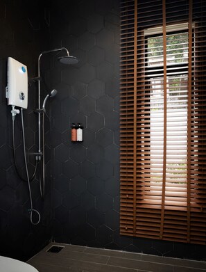 Shower, rainfall showerhead, hair dryer, bathrobes - One Beach Resort by EHM (Koh Rong Sanloem)