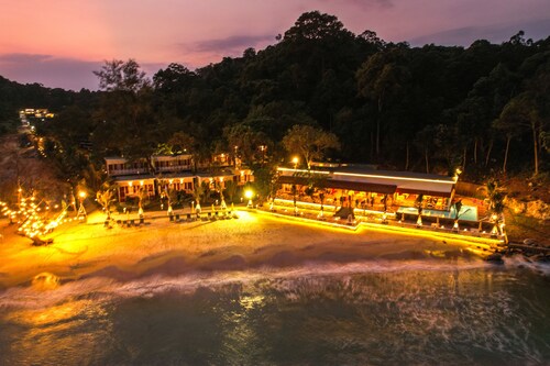 One Beach Resort by EHM